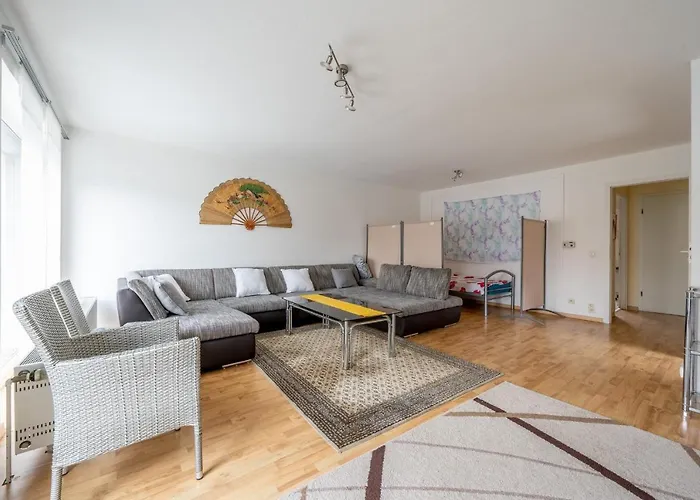 Laatzen Apartment (1620)